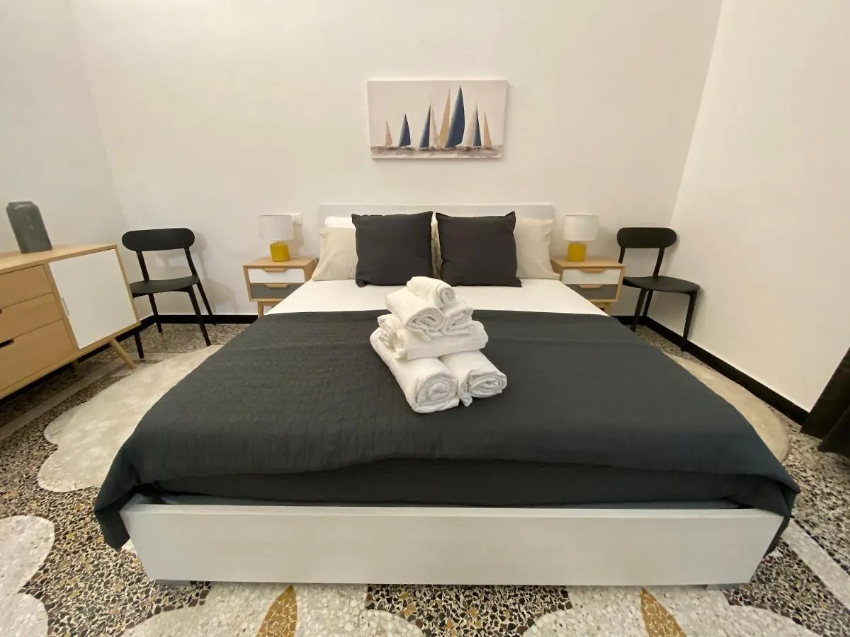 Albatros Apartment Savona